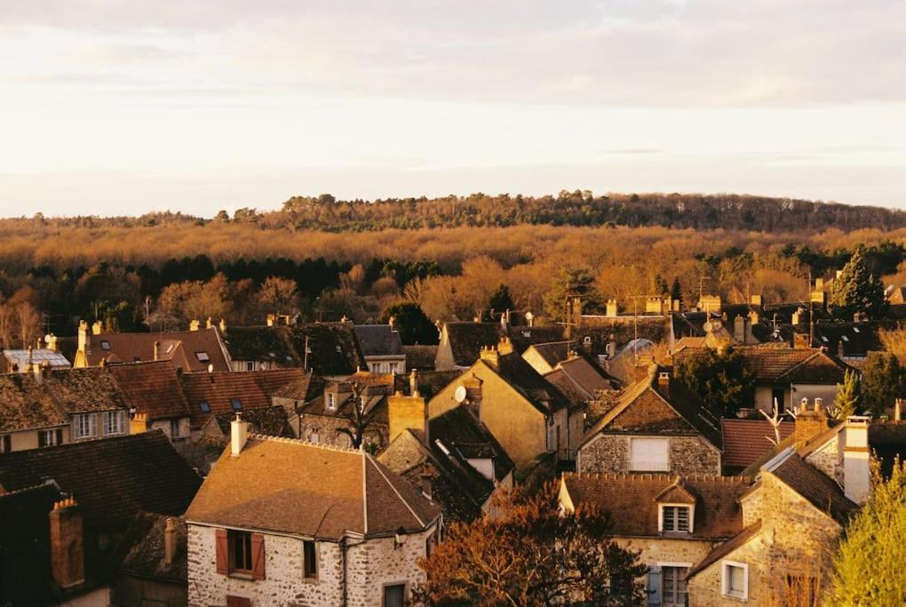 Le Nid De Rochefort Exteriör bild
